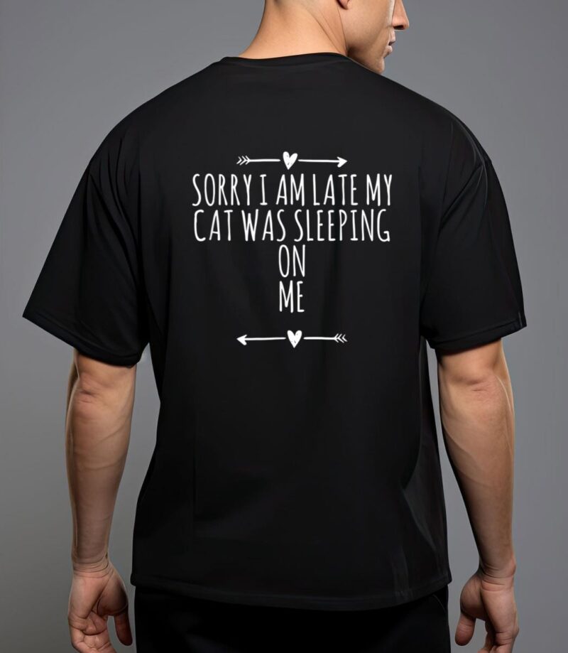 Arrows heart cute sorry i am late my cat was sleeping on me T-Shirt