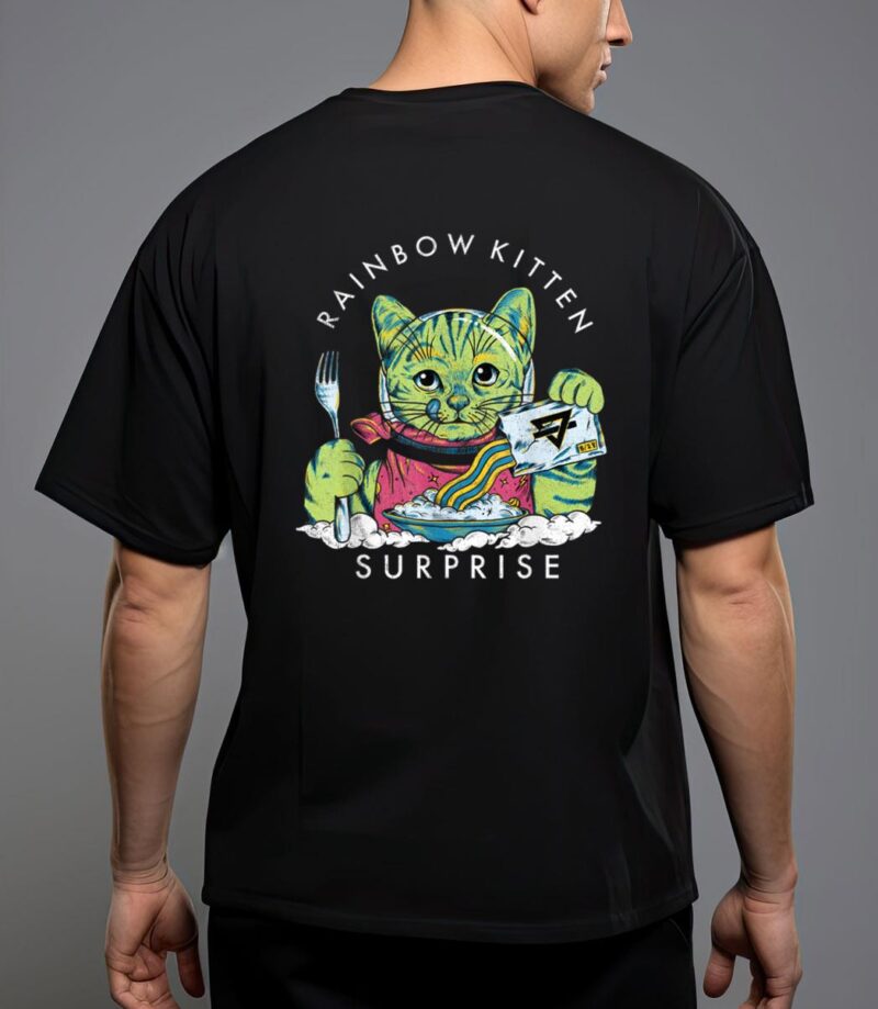 Cats rainbow kitten surprise cute eat retro animals vintage T-Shirt