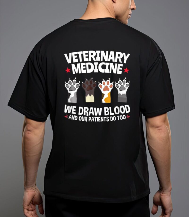 Cute veterinarian paws cat meow kitty cat for mom T-Shirt
