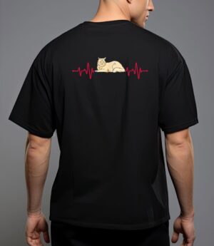 Maine coon cat heartbeat T-Shirt